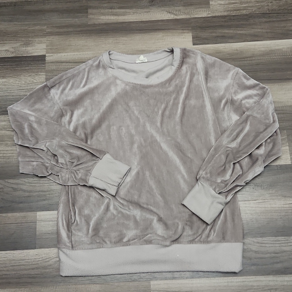 Hem & Thread  Velour  Sweatshirt Size Large Earthtone Colors